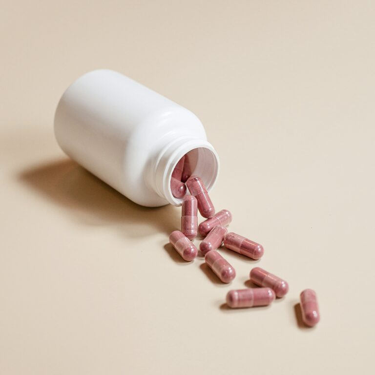 supliful supplements on demand e hopszona0 unsplash